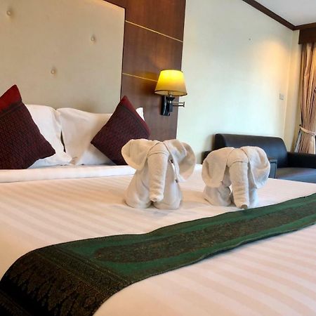 Ban Tyrol Hotel Patong Exterior foto