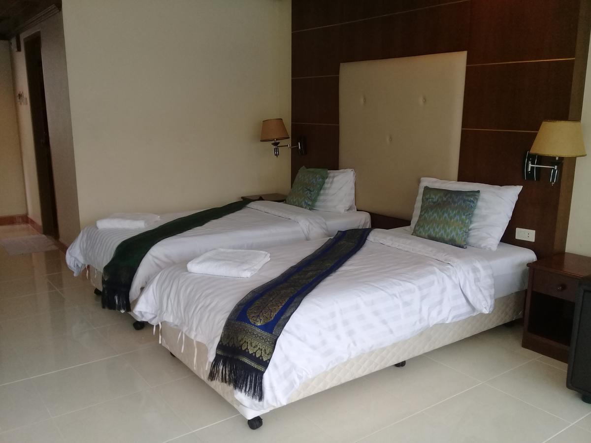 Ban Tyrol Hotel Patong Exterior foto