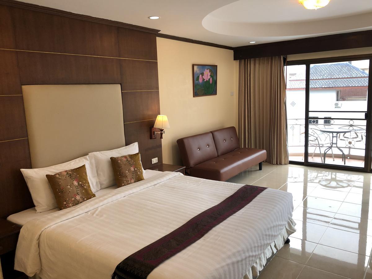 Ban Tyrol Hotel Patong Exterior foto